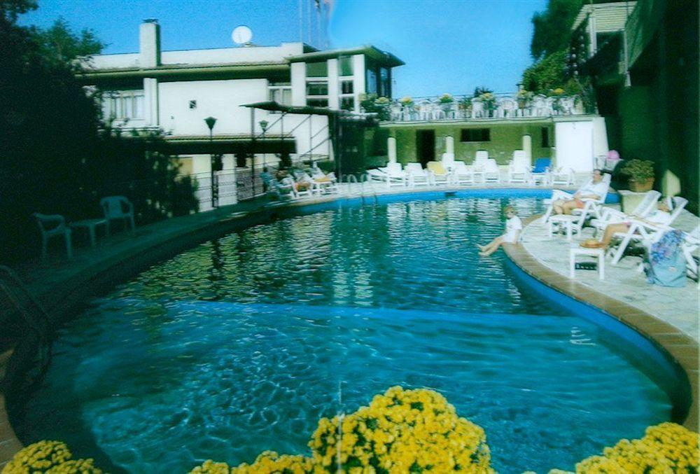 Hotel Cavour Sorrento Dış mekan fotoğraf